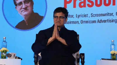 Prasoon Joshi reflects on intersection of artificial intelligence, creativity and human imagination at DNPA Conclave 2026
