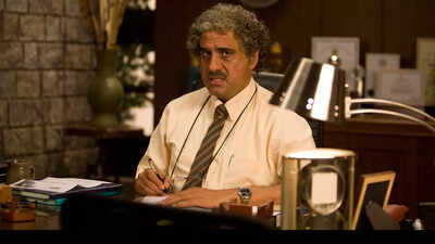 Boman Irani, reminiscing about his standout roles in 'Munna Bhai MBBS' and '3 Idiots', presents an intriguing viewpoint: despite their shared eccentric principal traits, the characters resonate on entirely different frequencies through his interpretation. He highlights that an actor's real magic is in layering a character with unique personal flair, all while supporting the storyline. 'It’s the same character': Boman Irani reveals the surprising link between ‘3 Idiots’ and ‘Munna Bhai M.B.B.S.’