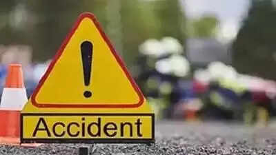 Youth dies as speeding bus hits bike in Madhubani