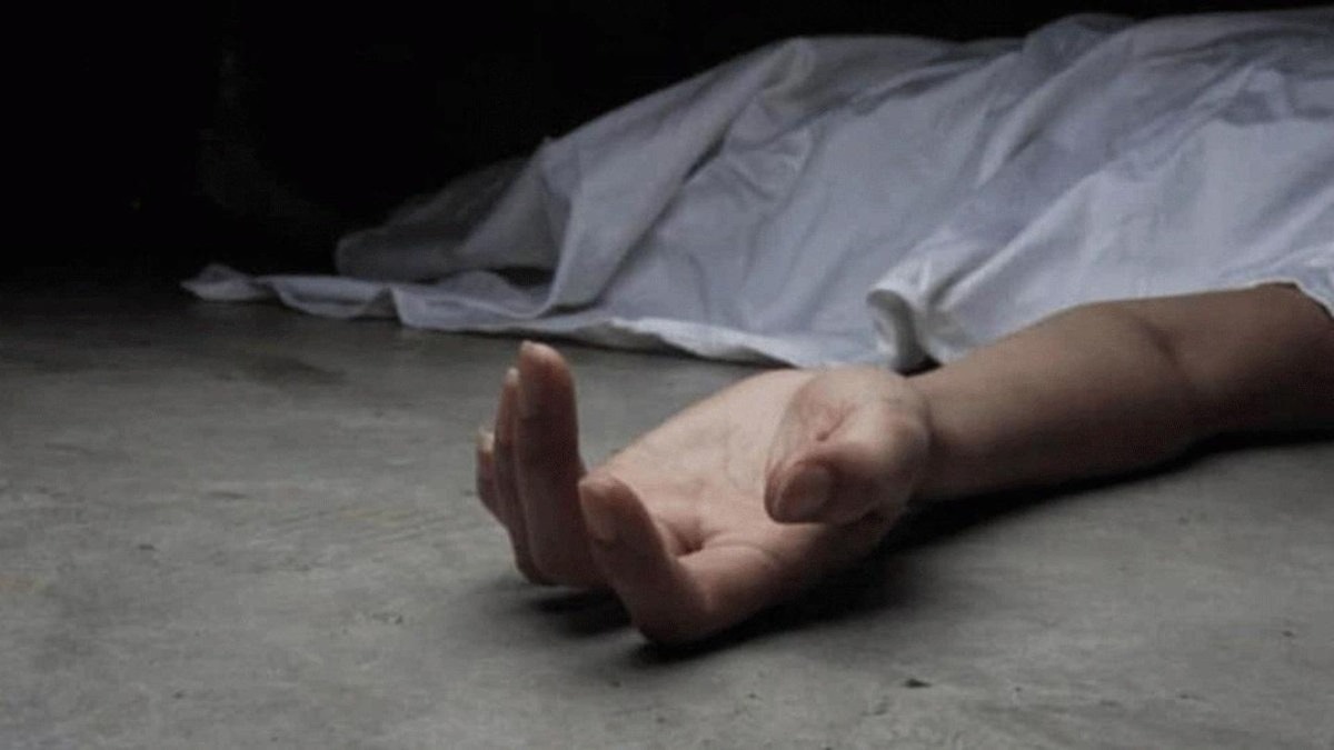 महिला नए फोन के लिए 10 रुपए मांग रही थी, लेकिन पति ने 2 हजार दिए. (Photo: Representational) महिला नए फोन के लिए 10 रुपए मांग रही थी, लेकिन पति ने 2 हजार दिए. (Photo: Representational)