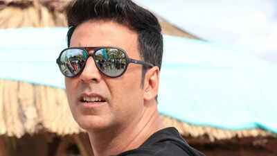 Akshay Kumar leads Mumbai clean league; 'Bhooth Bangla' actor opens Andheri Flower Show