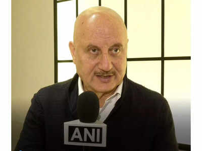 Anupam Kher joins Jamnabai Narsee School screening of ‘Tanvi The Great,’ Thanks students and teachers