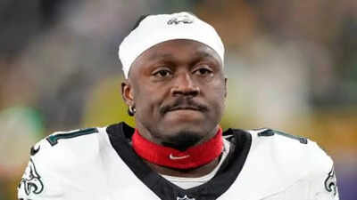 Former eagle speaks out on A.J. Brown trade rumors while Howie Roseman stands strong