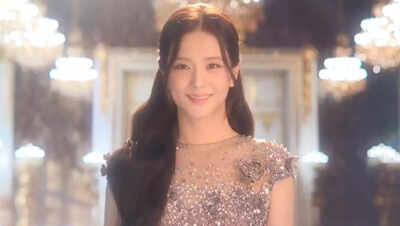 Boyfriend on Demand' trailer: Jisoo enters her rom-com era as she gives virtual dating a shot in K-drama series opposite Seo In-guk