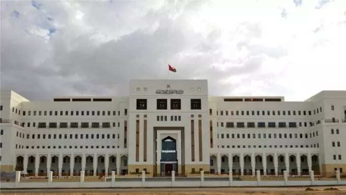 Oman's New Expat Fee System: Will it Boost Local Hiring or Cripple Businesses?