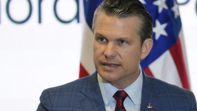 Hegseth issues ultimatum to Anthropic to let military use co's AI tech as it sees fit
