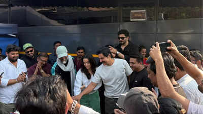 Shraddha Kapoor, Randeep Hooda wrap up Pune schedule of Eetha
