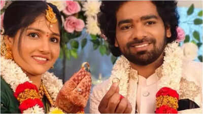 Gicchi Gili Gili fame Chillar Manja gets engaged to Karunya