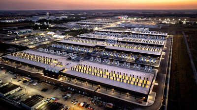 Donald Trump is making Google, Microsoft, Meta, Amazon and others make a promise to Americans: We will ...