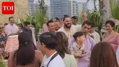 Kritika Kamra and Gaurav Kapur make grand wedding entry; Virender Sehwag and Yuvraj Singh dance along