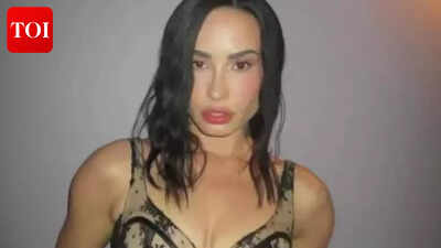 Demi Lovato wedding: Paris Hilton DJs reception; John Rzeznik performs ‘Iris’ for first dance