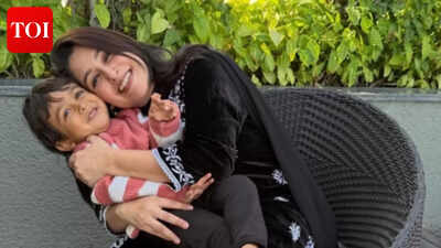 Dipika Kakar, Shoaib Ibrahim's 2 year-old Ruhaan sings Salman Khan's 'O O Jaane Jaana' outside Galaxy Apartments