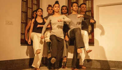TRANZ 2.0, a performance at the Sapphire Annual Gala, showcases a radical rethinking of dance pedagogy, emphasizing movement as personal self-expression. Choreographer Sudarshan Chakravorty's 'perpetual workshop' encourages dancers to discover their own voices, transforming instinct into expression and a path to self-realization. This initiative has evolved into a globally recognized force in contemporary dance. When the body speaks: A journey beyond form in contemporary dance