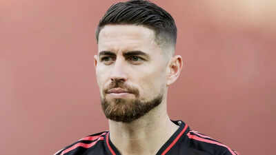 <b>Soccer star Jorginho Frello slams Chappell Roan, says she ‘doesn’t deserve’ fans’ affection after daughter’s upsetting encounter</b>” title=”During an unexpected episode at Lollapalooza Brazil, Brazilian footballer Jorginho Frello claimed that singer Chappel Roan directed a bodyguard to confront his young daughter in an aggressive manner. The incident occurred after Frello’s 11-year-old daughter, thrilled by the presence of Roan at a hotel breakfast, merely glanced in the musician’s direction.” decoding=”async” fetchpriority=”high”></p>
</div>
<div>
<p><span title=