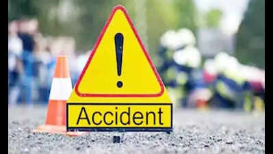 Autorickshaw driver killed in Latehar collision; 11 passengers injured, four hospitalised in Ranchi