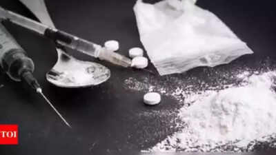 Drug peddler held with heroin worth Rs 1.5cr