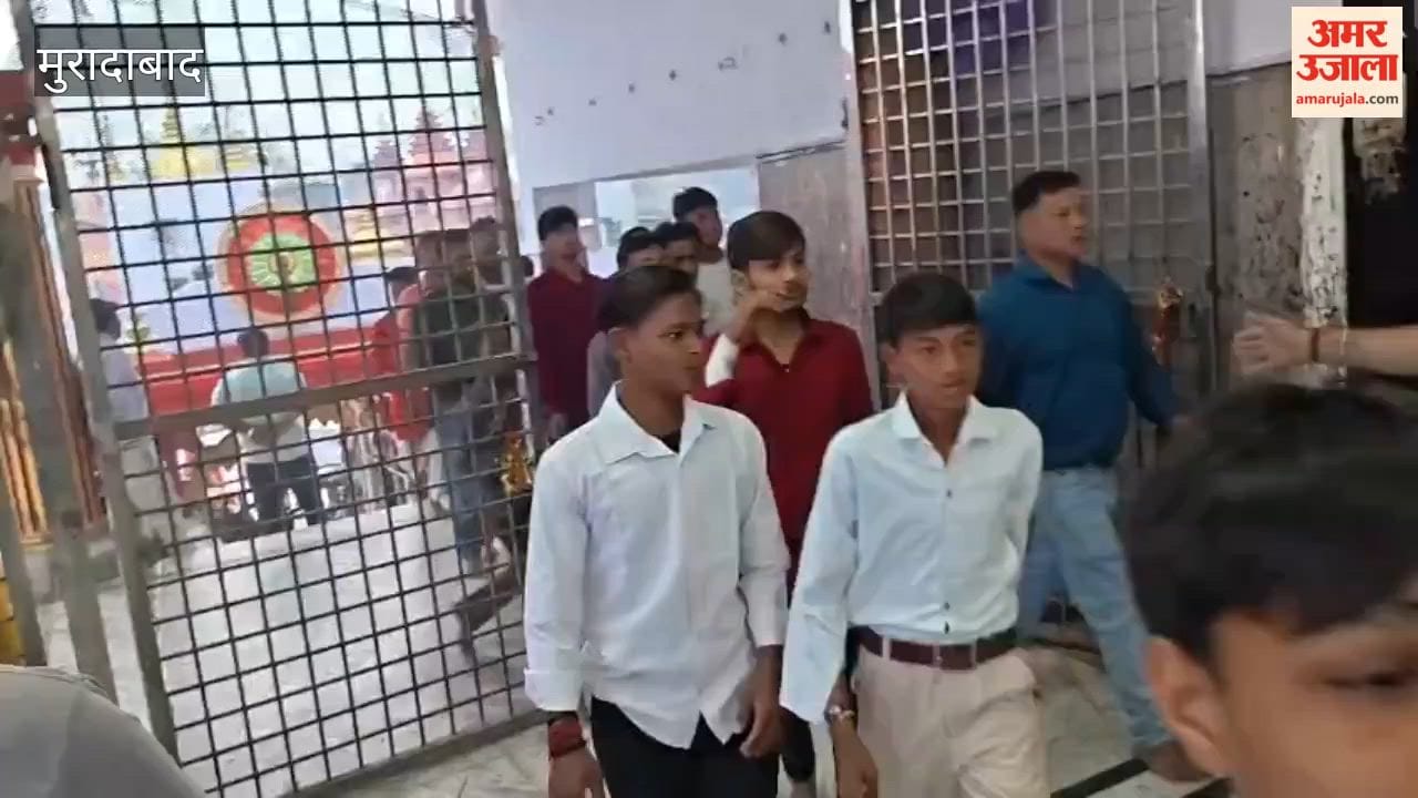 Queues form at the Kali Temple for Darshan during Navratri