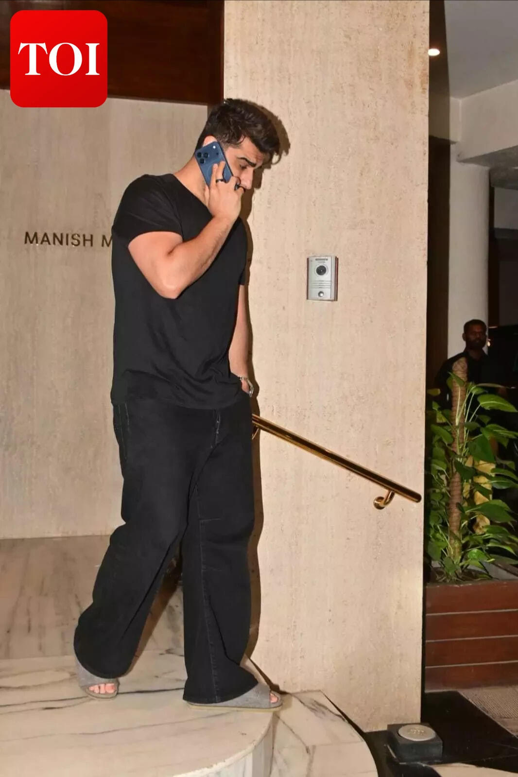 5f2d2de7-13ad-4953-a735-fd4d89eca5fc