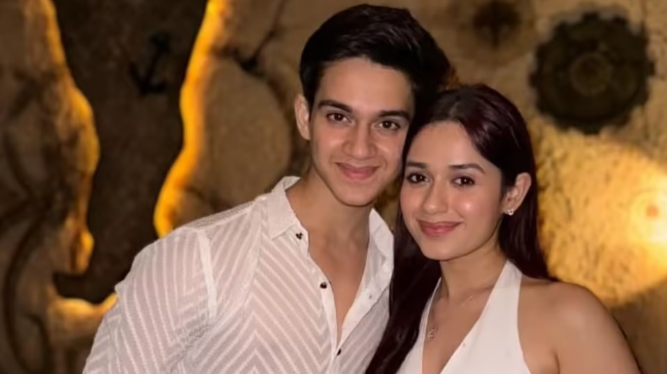 सुरक्षित हैं जन्नत और अयान जुबैर (Photo Credit: Instagram/@jannatzubair)