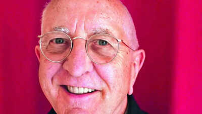 Len Deighton, author of bestselling spy thrillers, passes away at 97