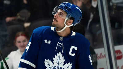 Auston Matthews suffered a Grade 3 MCL tear and quad contusion on the knee-on-knee play with Radko Gudas (Image via Imagn Images) NHL injury update: Auston Matthews to undergo surgery for Grade 3 MCL injury recovery, possibly to appear next season on time