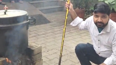 ‘No gas for 4 days’: Meerut govt hospital cook uses makeshift stove, officials clash over LPG shortage claim