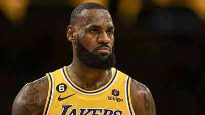 LeBron James receives heartbreaking news as his future NBA plans fall apart