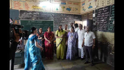 Mayor flooded with complaints during their first public visit