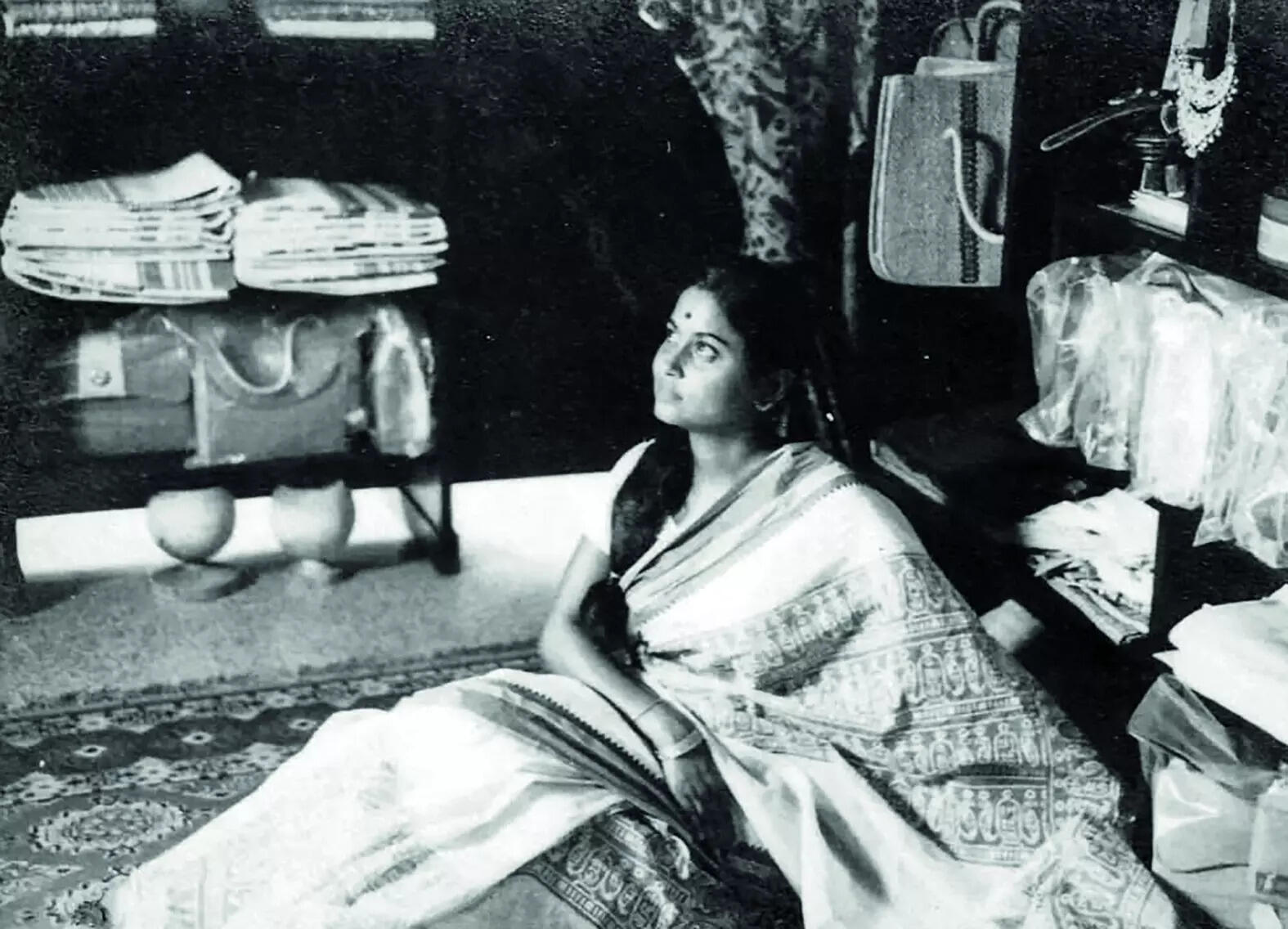 A young Nandita Raja sits draped in a handloom sari in a throwback pic from 1970A young Nandita Raja sits draped in a handloom sari in a throwback pic from 1970 p3_ss_518812721_18097214500610264_984072608044106621_n