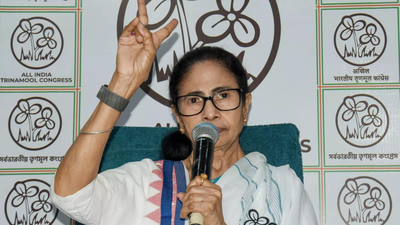 ‘Won’t let Modi ji snatch rights’: Mamata Banerjee targets BJP during Eid in Kolkata -watch