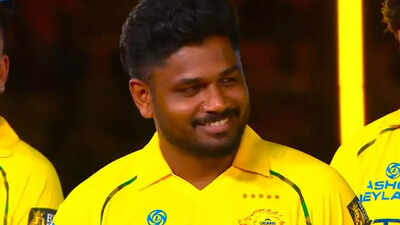 Sanju Samson's respect-first approach for CSK legend ends with a stunning twist - WATCH