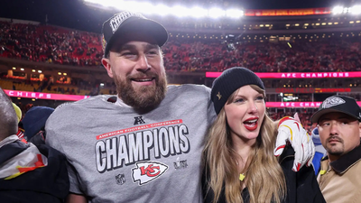Taylor Swift experiences a heartbreaking setback as she’s reportedly worried about her wedding to Travis Kelce