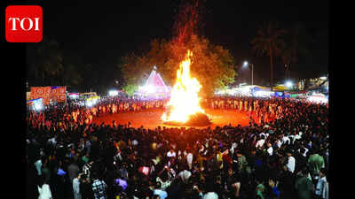 <strong>Dissolve Shirgao temple management committee, recommends fact finding panel</strong>” title=”</p>
<p>Devi Lairai jatra in Shirgao </p>
<p>” decoding=”async” fetchpriority=”high”></p>
</div>
<div>
<p><span title=