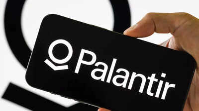 US judge blocks former employees from poaching and uses Palantir’s data for AI startup, says: The company would suffer….