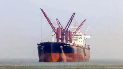 Representative image Reliance Industries unit loading 2 million barrels of Venezuelan crude oil: Report