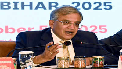 Lok Sabha Speaker, Rajya Sabha chairman reject impeachment motion against poll body chief Gyanesh Kumar