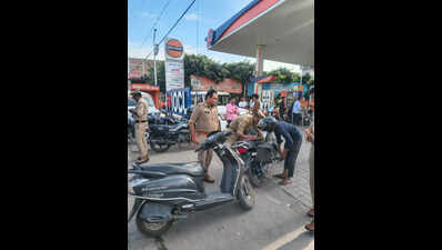 Cops issue 5,410 challans, seize 293 two-wheelers in special drive